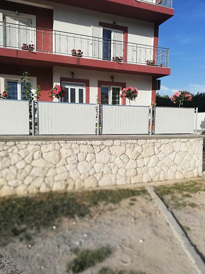 Apartmani Sladic 스크라딘 외부 사진